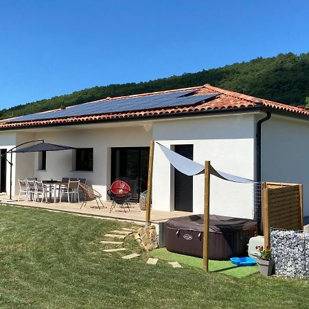Villa jacuzzi vue sur les Pyrénées Seilhan Esterno foto
