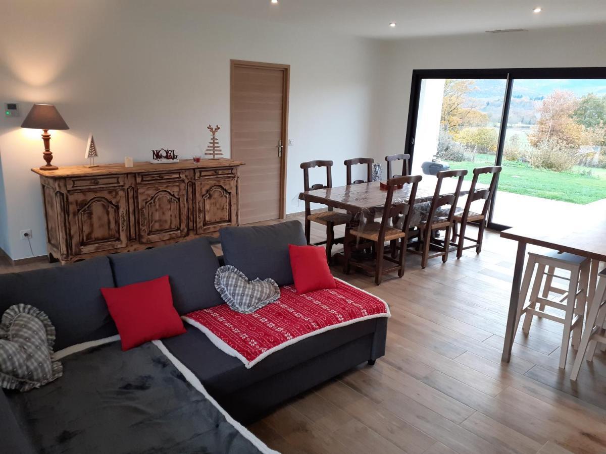 Villa jacuzzi vue sur les Pyrénées Seilhan Esterno foto