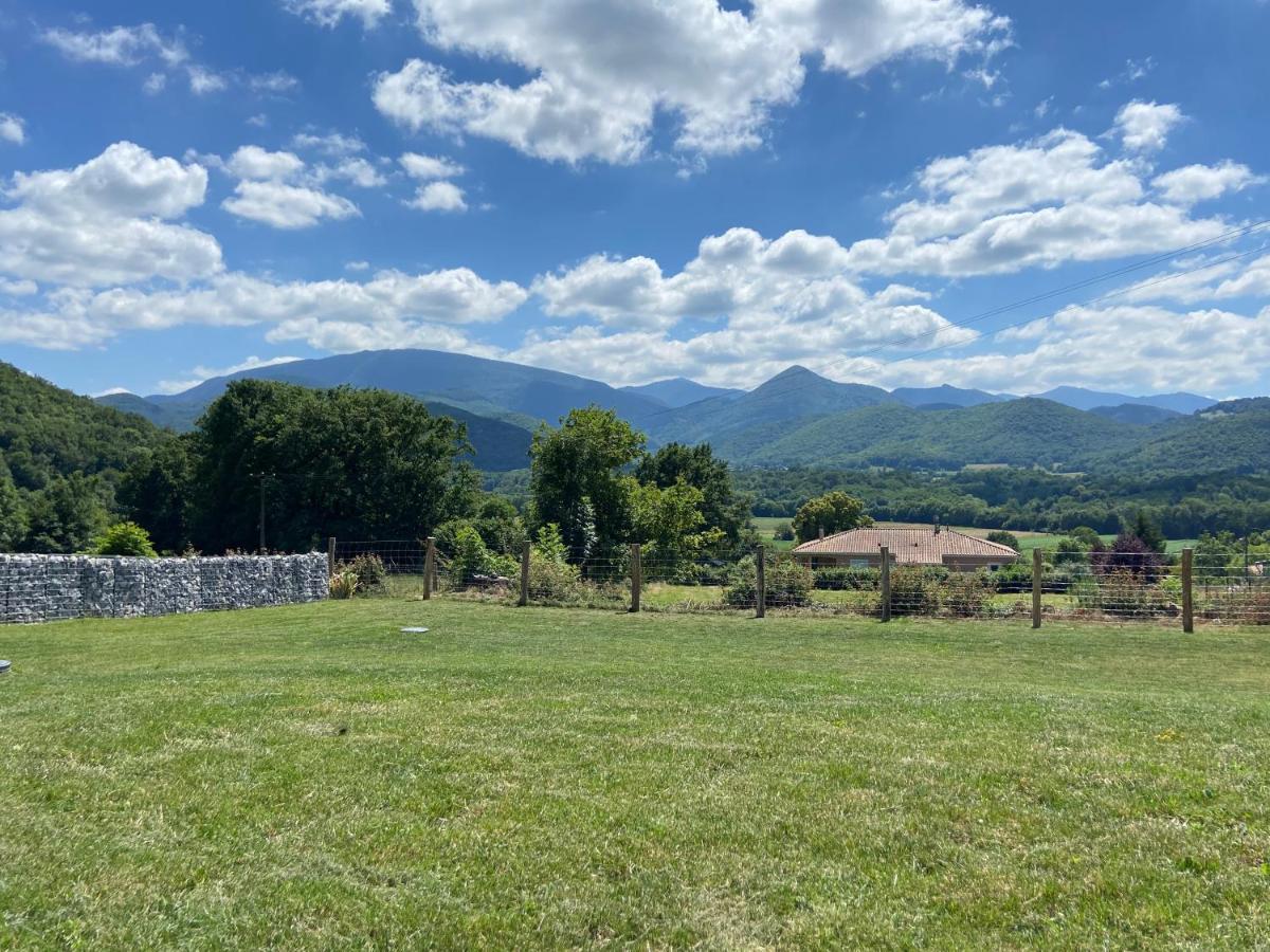 Villa jacuzzi vue sur les Pyrénées Seilhan Esterno foto