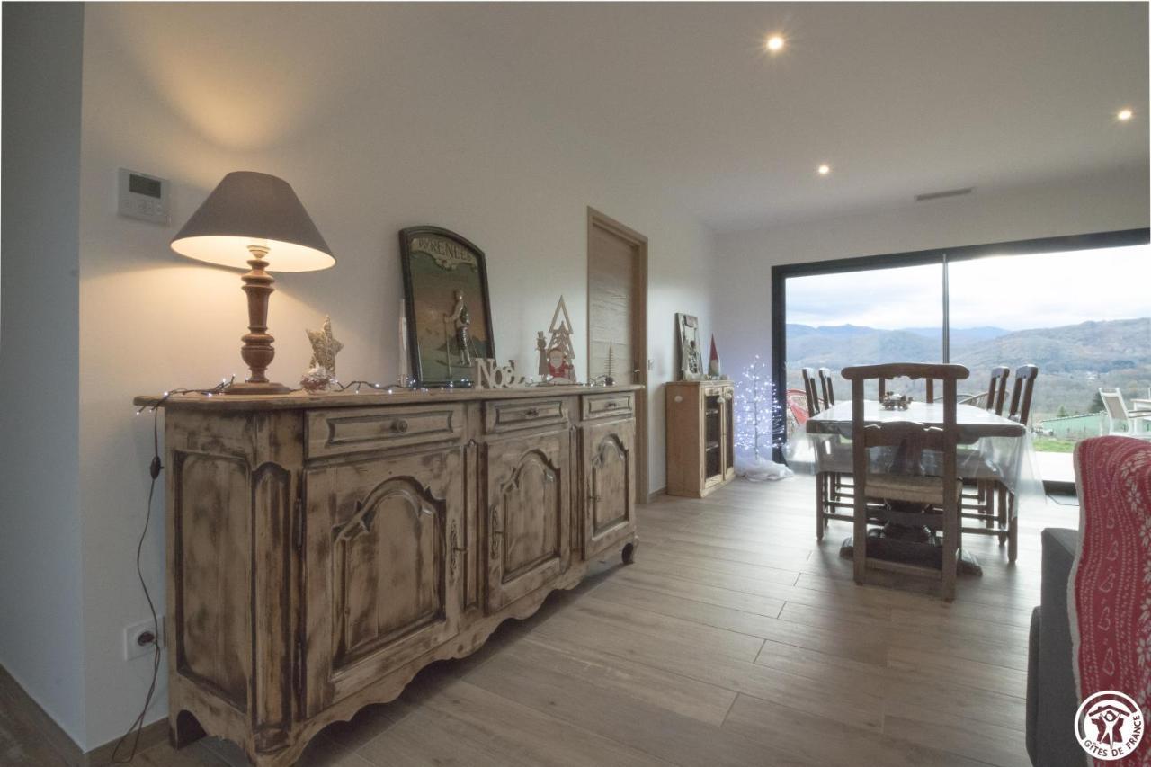 Villa jacuzzi vue sur les Pyrénées Seilhan Esterno foto